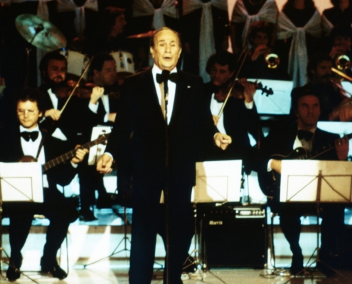 1982.12.04ChampsElyseesNum012