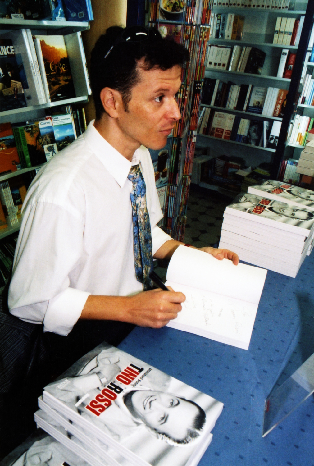 2003.09.26DedicaceBoniniAjaccioTR001
