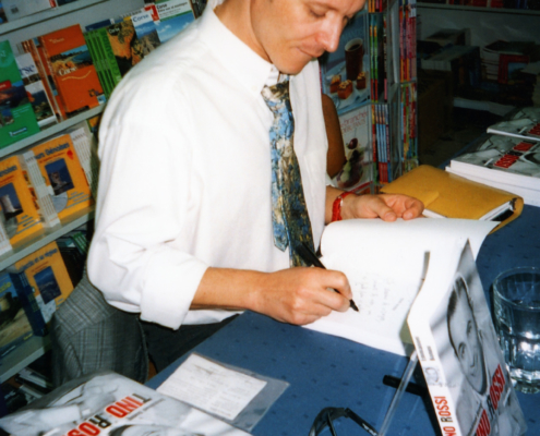 2003.09.26DedicaceBoniniAjaccioTR002