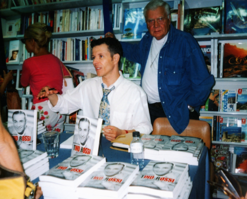 2003.09.26DedicaceBoniniAjaccioTR003