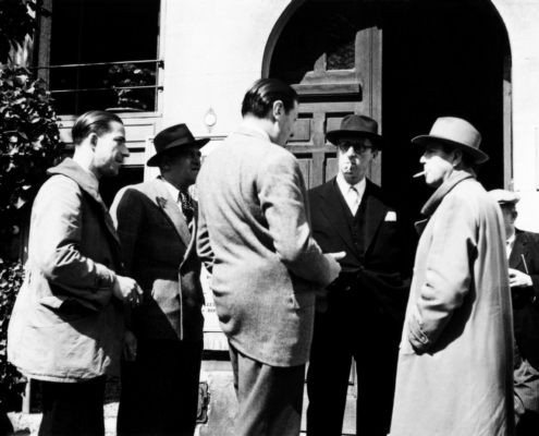 1946.06FilmDestinsArriveeDesArtistesStudioNum002