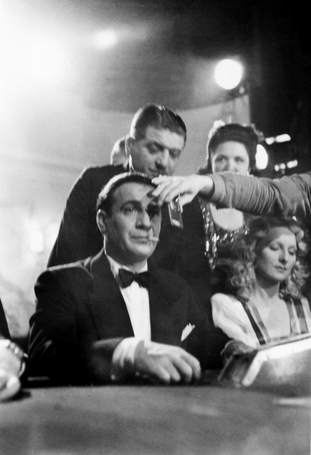 1946.06FilmDestinsDansClubJeuNum002