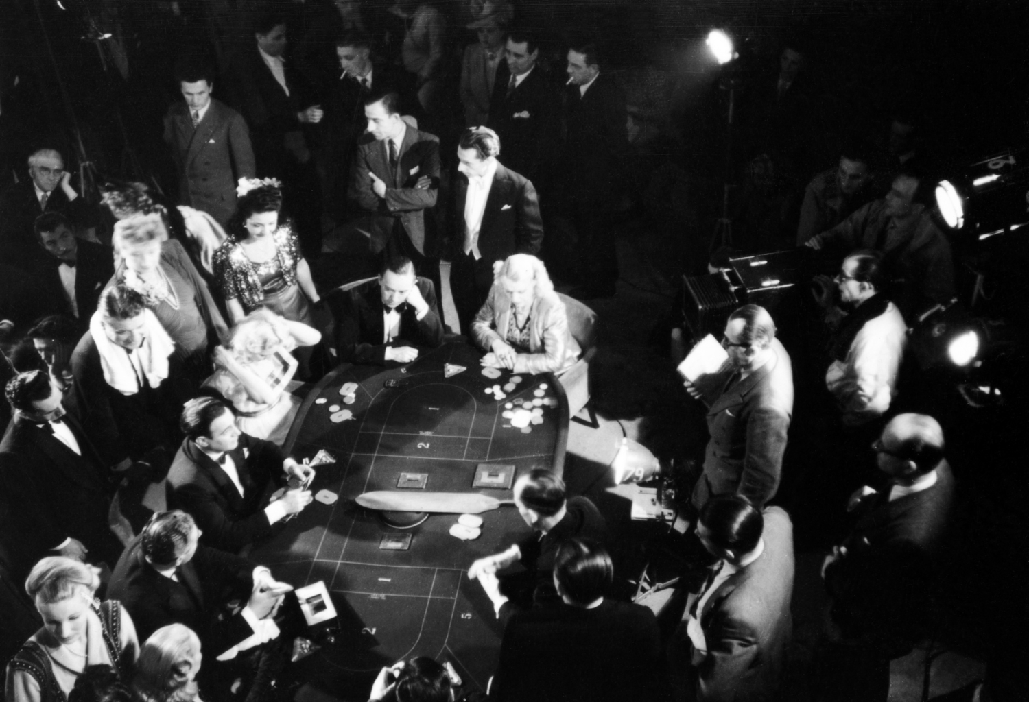 1946.06FilmDestinsDansClubJeuNum005