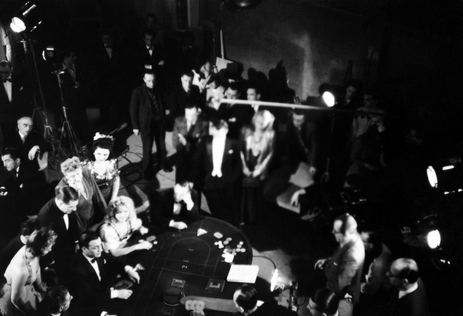 1946.06FilmDestinsDansClubJeuNum006