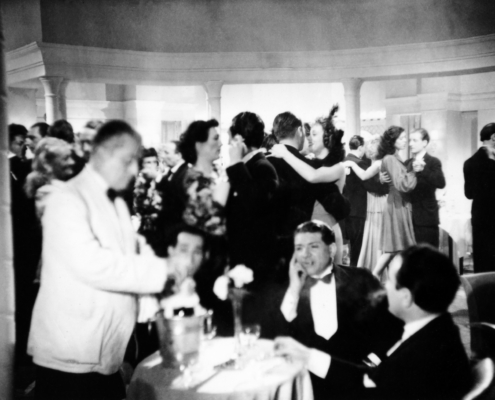 1946.06FilmDestinsDansClubNum013