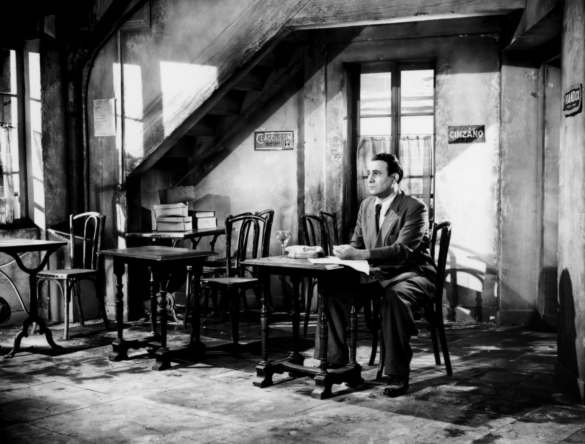 1946.06FilmDestinsNum042