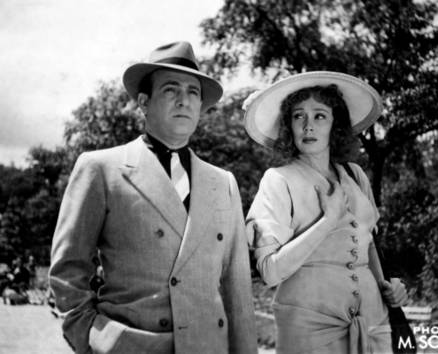 1946.06FilmDestinsParcMonceauNum005