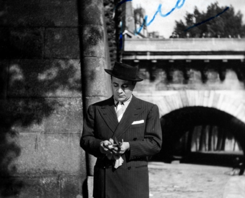 1946.06FilmDestinsPontNeufNum003
