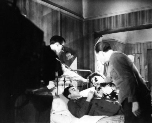 1946.06FilmDestinsTinoAuLitAvecMiaNum002