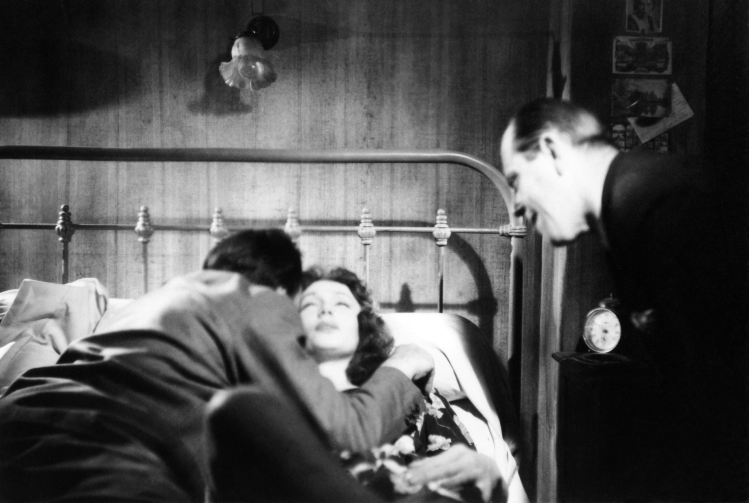 1946.06FilmDestinsTinoAuLitAvecMiaNum003