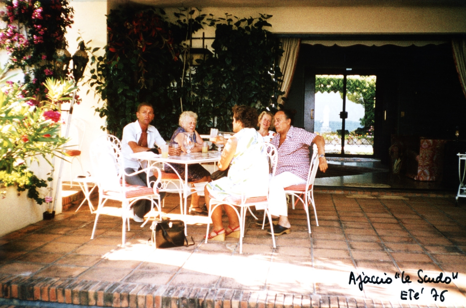 1976EteTinoRossiLiliaScudo01