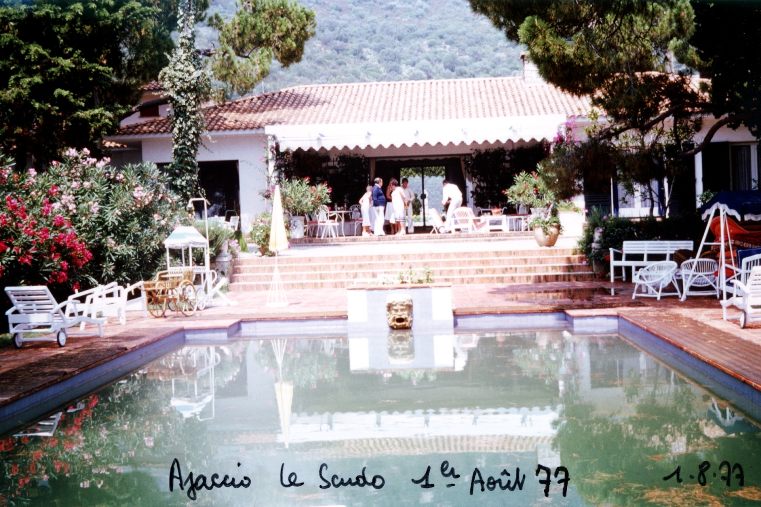 1977.08.01TinoRossiScudoTinorossistes002