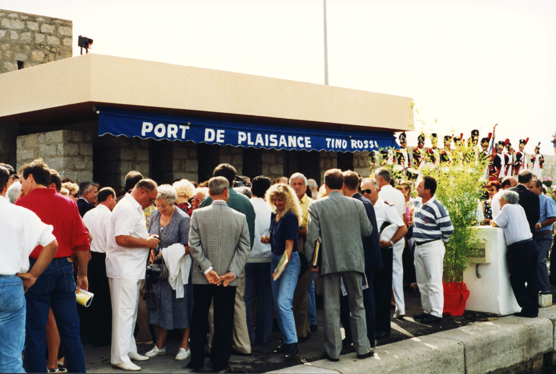 1993.09.18AjaccioPortTinoRossi001