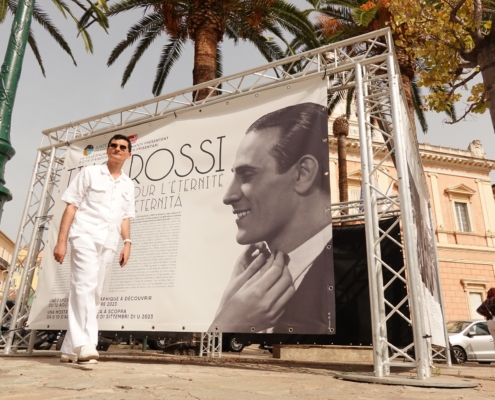 Riz2023.09.17ExpositionPhotosTinoRossi40AnsAjaccioPlaceFoch-032