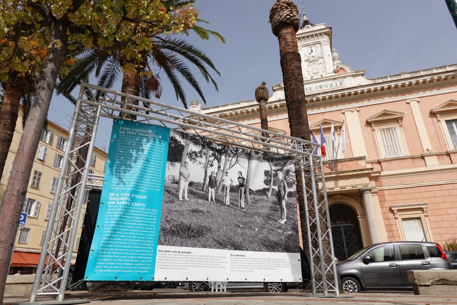 Riz2023.09.17ExpositionPhotosTinoRossi40AnsAjaccioPlaceFoch-094