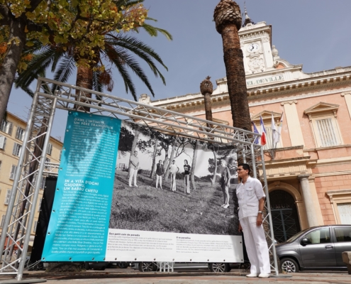 Riz2023.09.17ExpositionPhotosTinoRossi40AnsAjaccioPlaceFoch-095