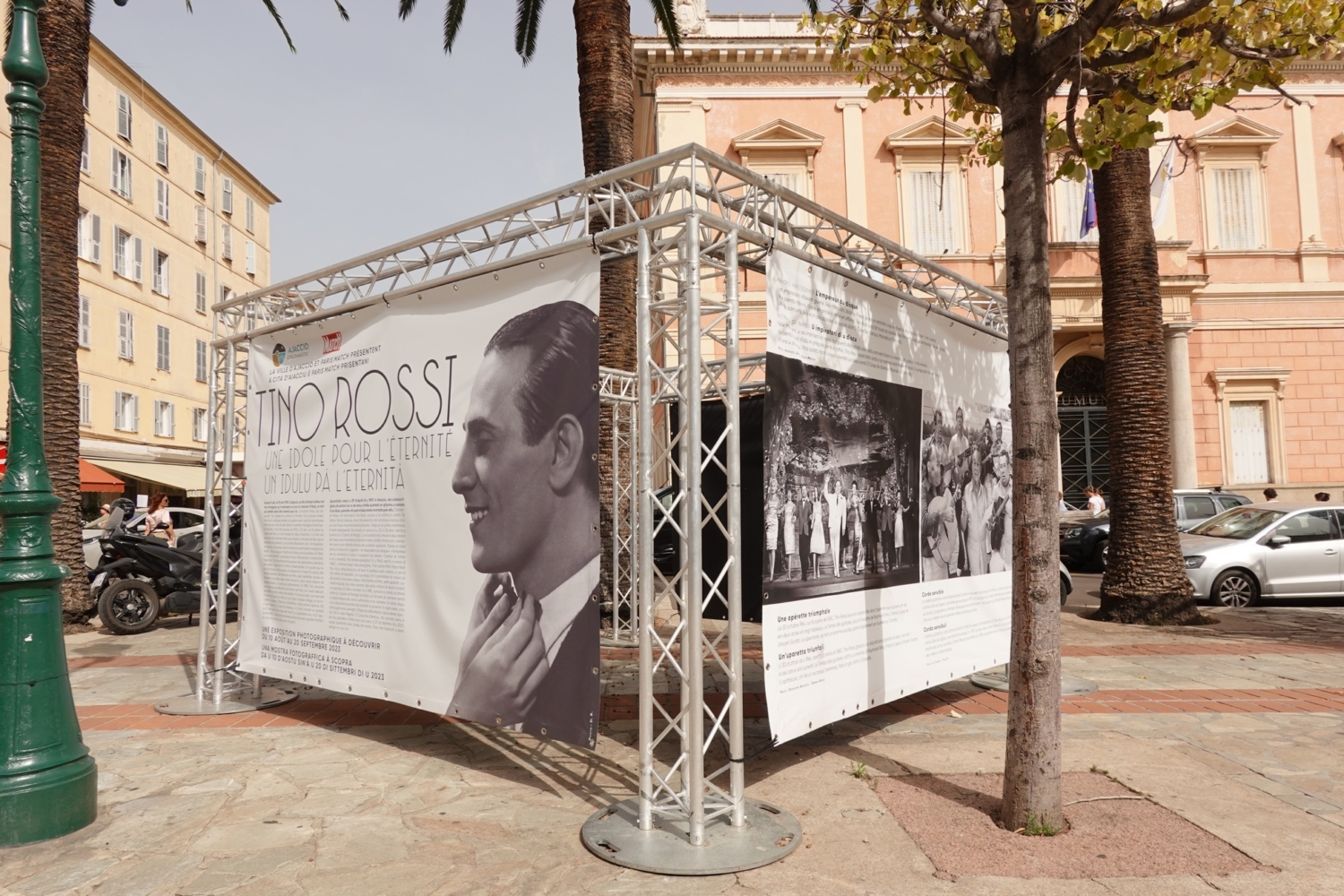 Riz2023.09.17ExpositionPhotosTinoRossi40AnsAjaccioPlaceFoch-140