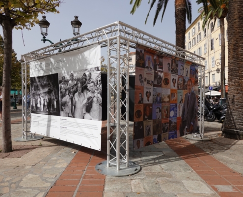 Riz2023.09.17ExpositionPhotosTinoRossi40AnsAjaccioPlaceFoch-144