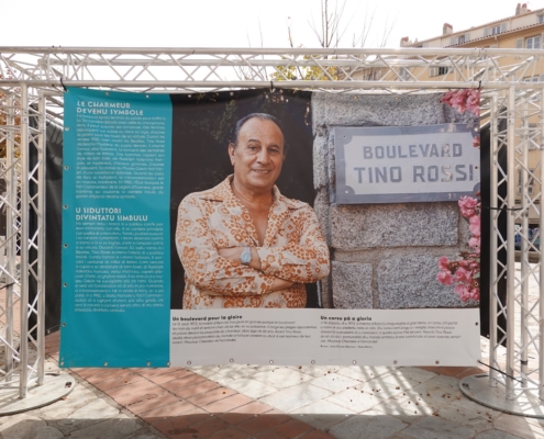 Riz2023.09.17ExpositionPhotosTinoRossi40AnsAjaccioPlaceFoch-150