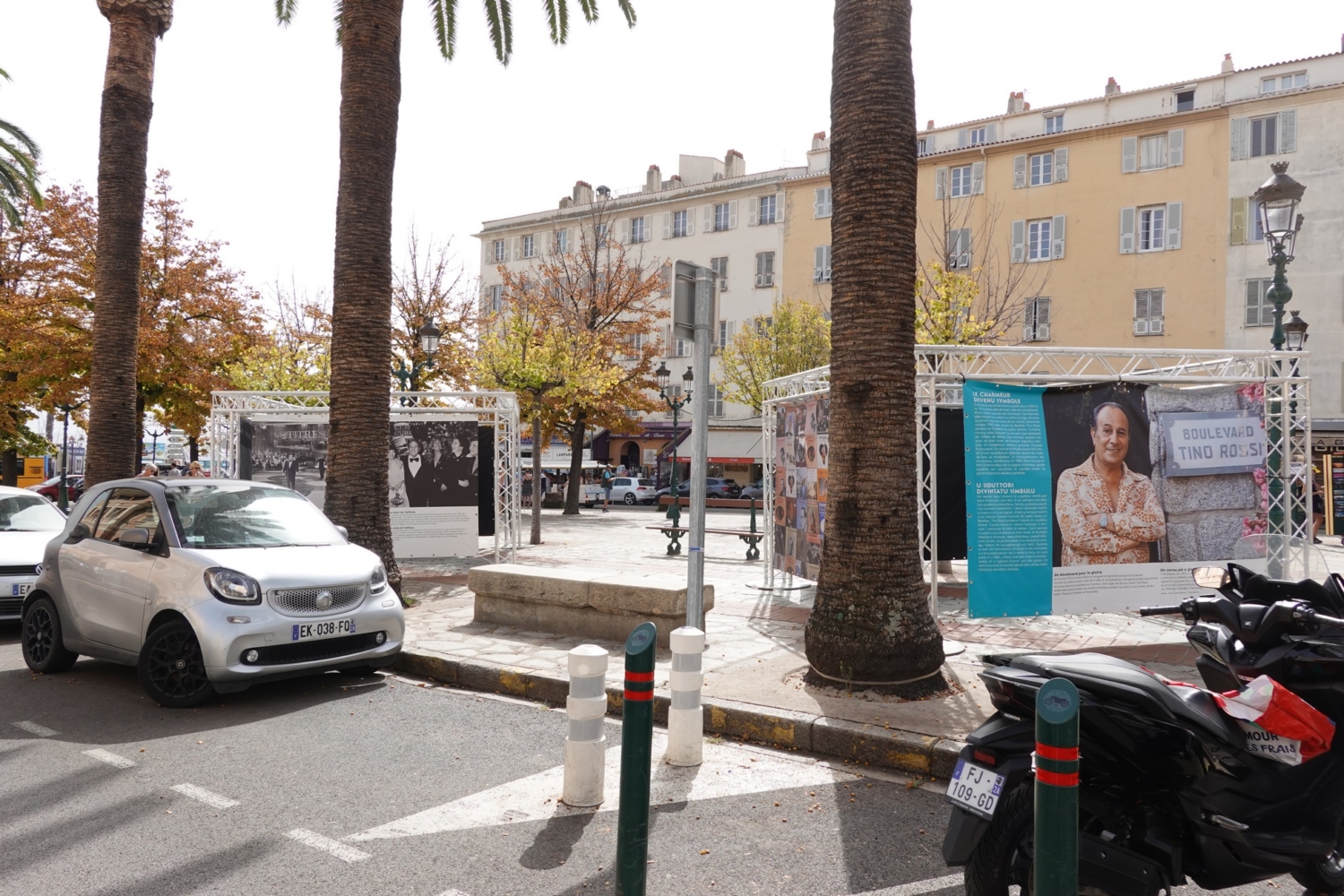 Riz2023.09.17ExpositionPhotosTinoRossi40AnsAjaccioPlaceFoch-159