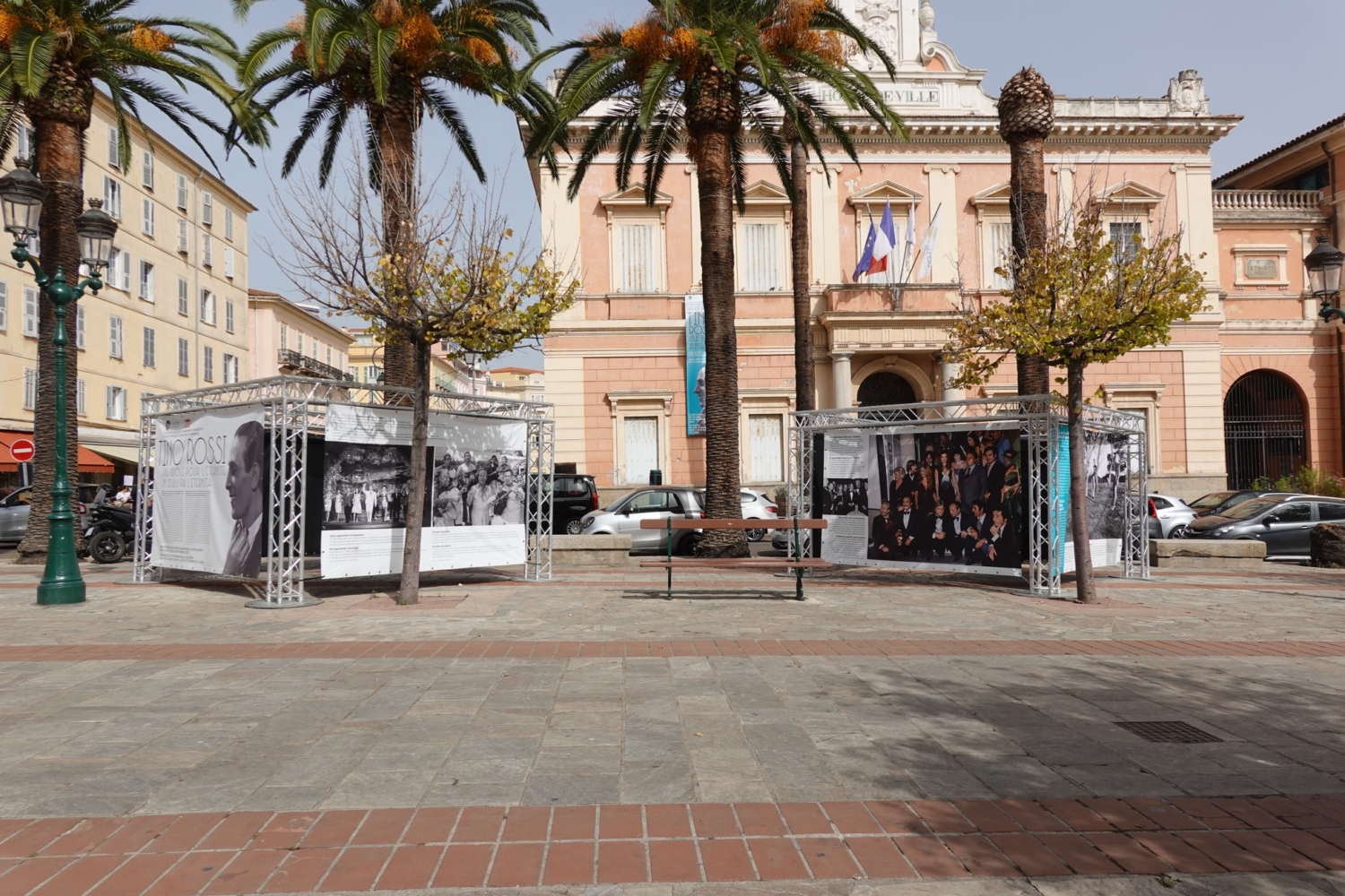 Riz2023.09.17ExpositionPhotosTinoRossi40AnsAjaccioPlaceFoch-161