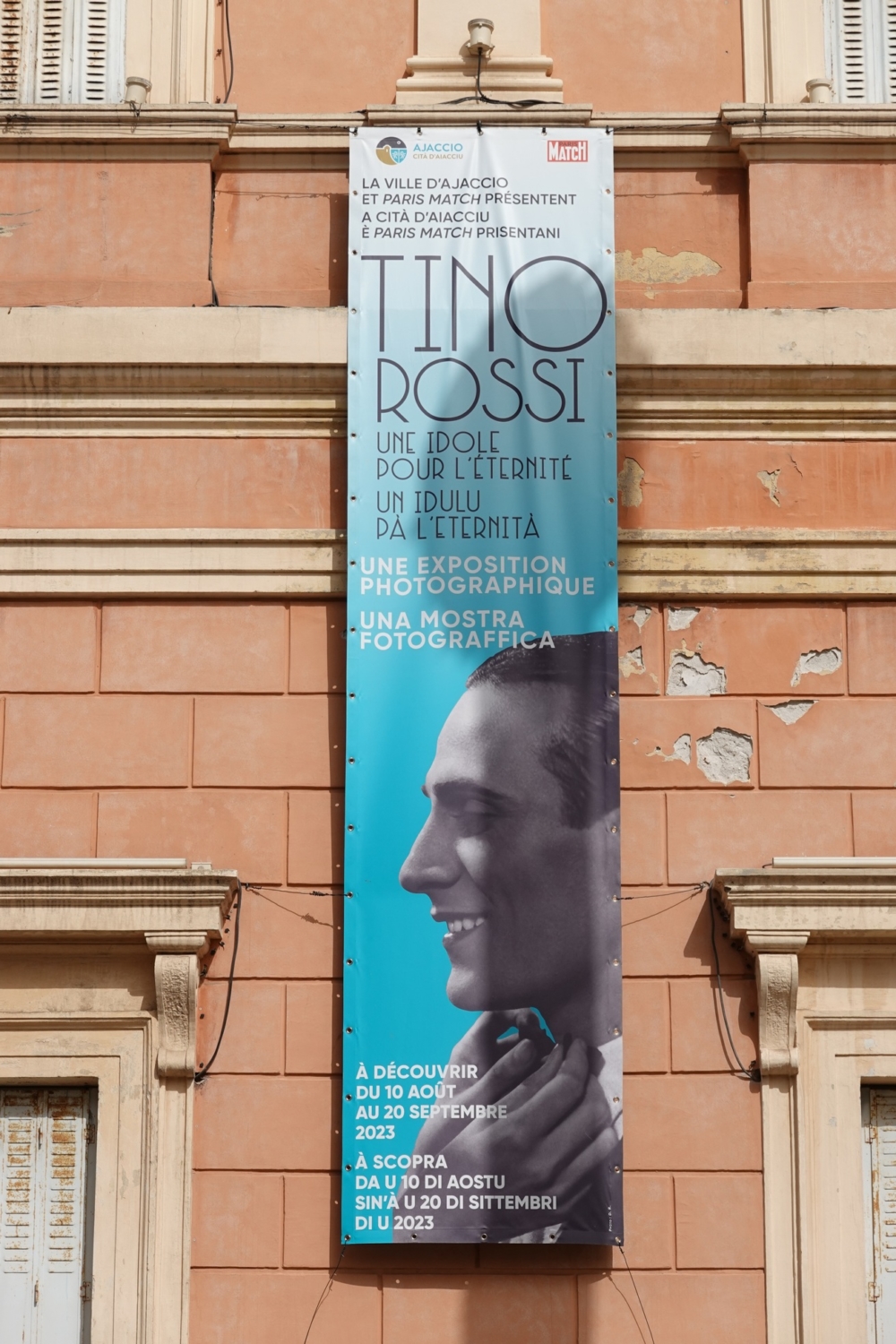 Riz2023.09.17ExpositionPhotosTinoRossi40AnsAjaccioPlaceFoch-170