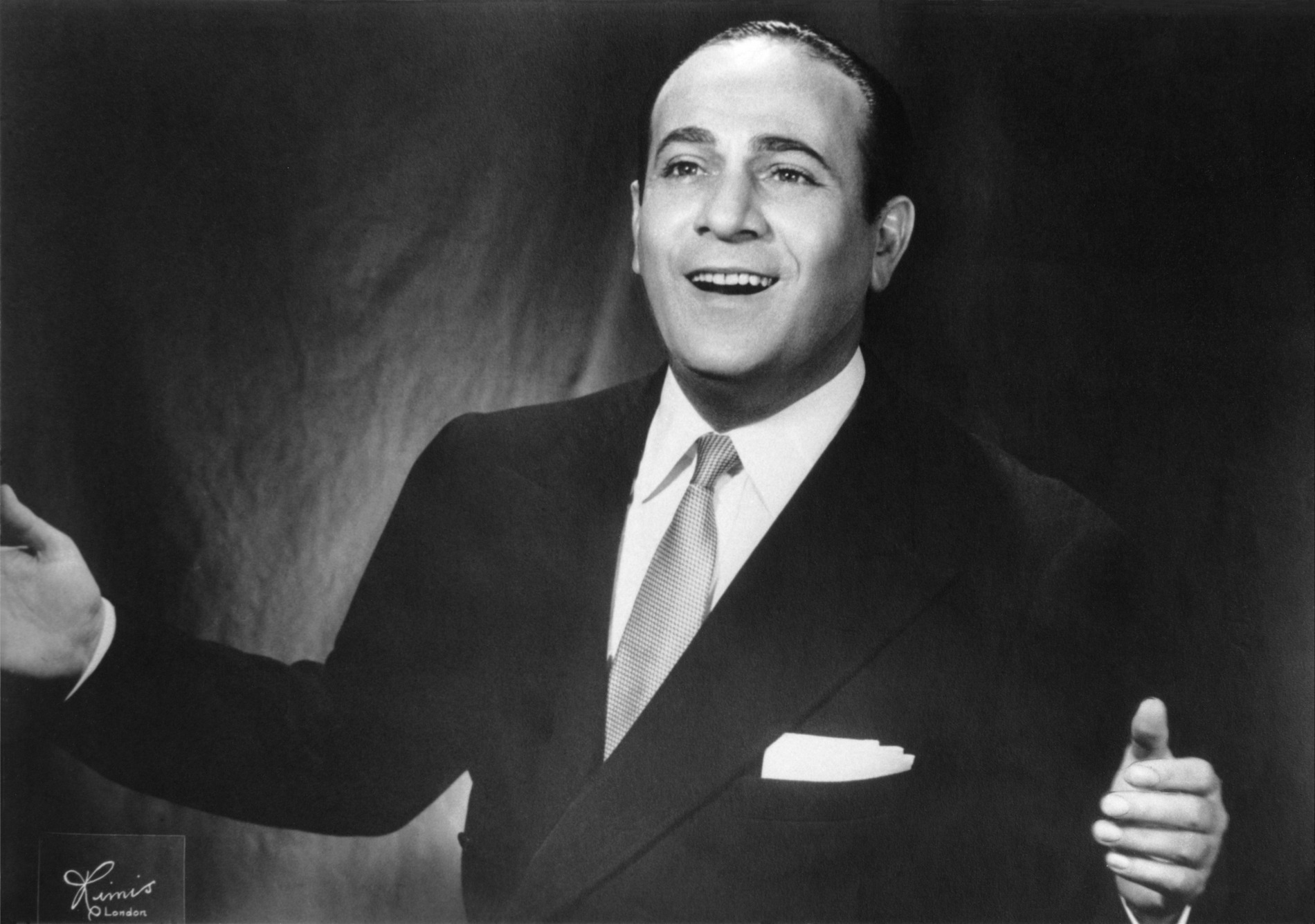 1950.10TinoRossiStudioRimisLondonNum001