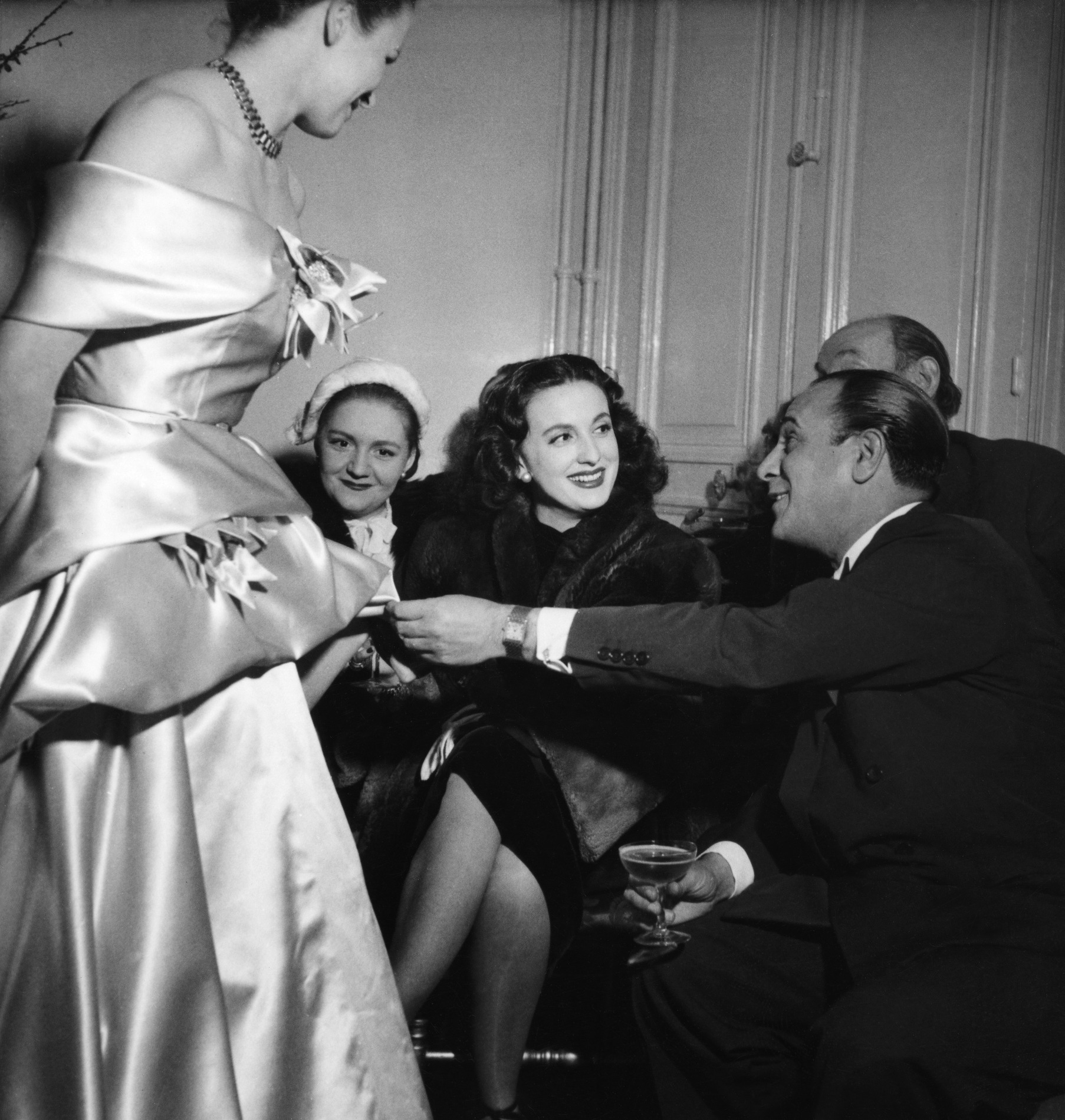 1951.02.27TinoRossiDefileCanarelliNum001