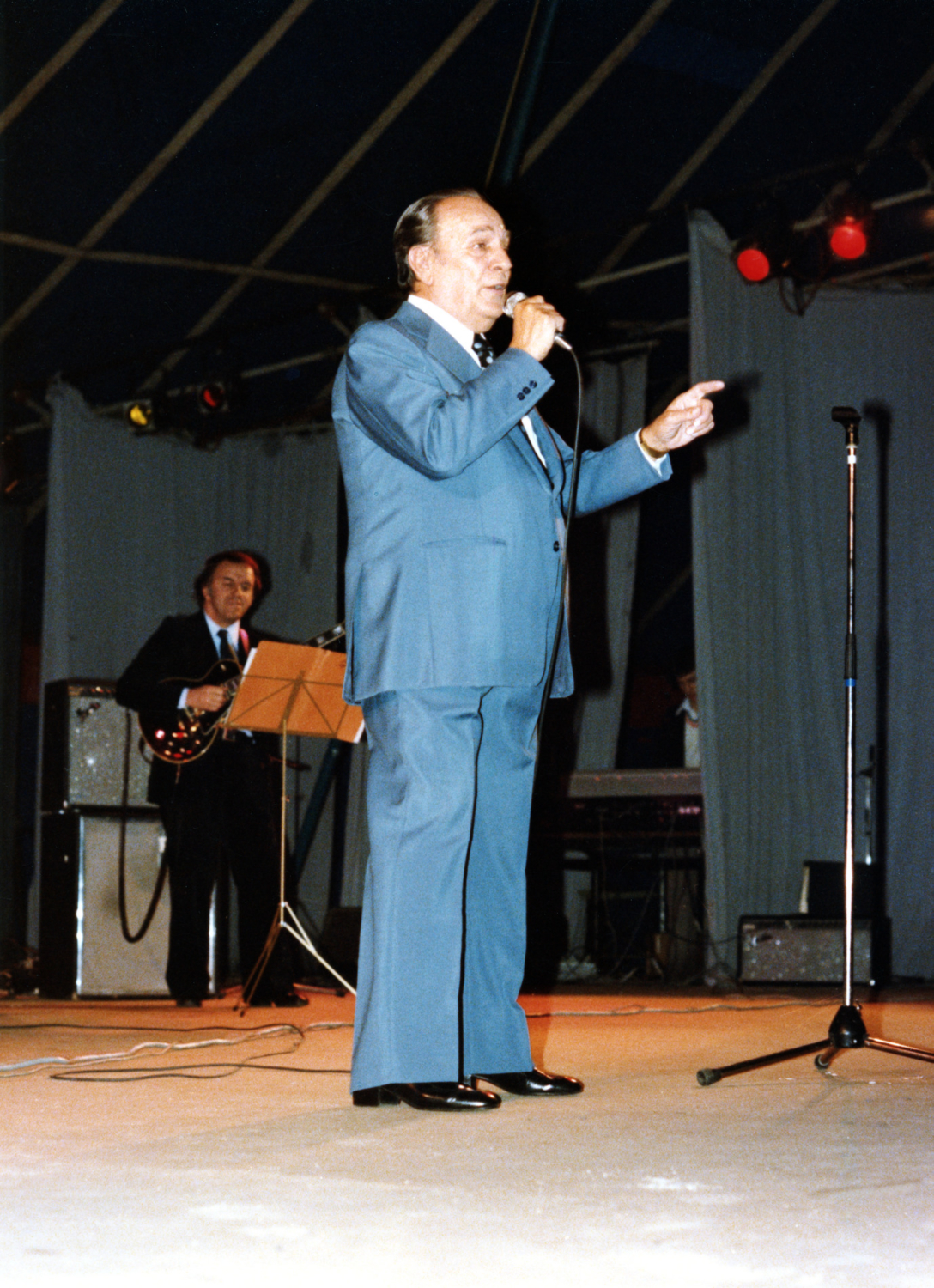 1979.12.14TinoRossiGalaBlois04