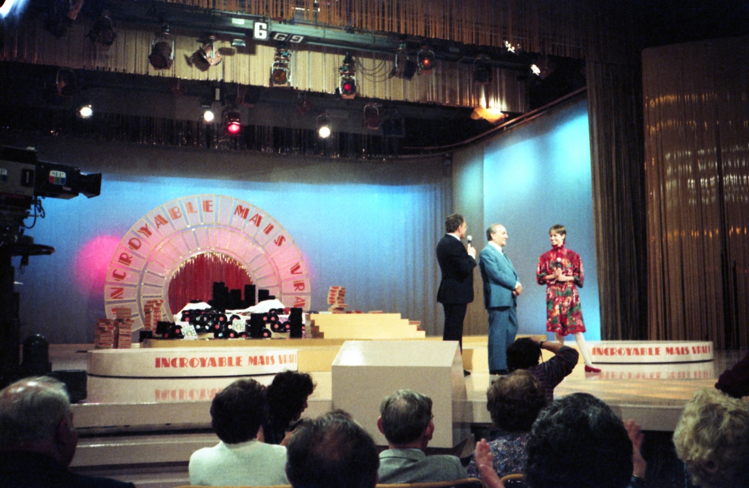 1982.10.09IncroyableMaisVraiTinoRossiNum05Pch