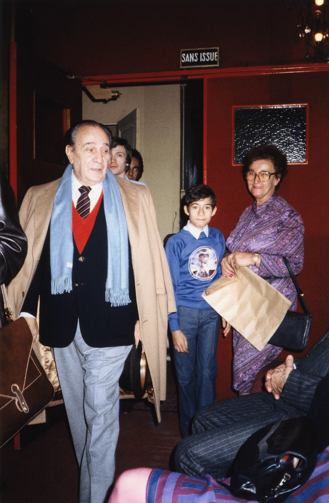 1982.12.11TinoRossiCoulissesCasinoDeParisNum001