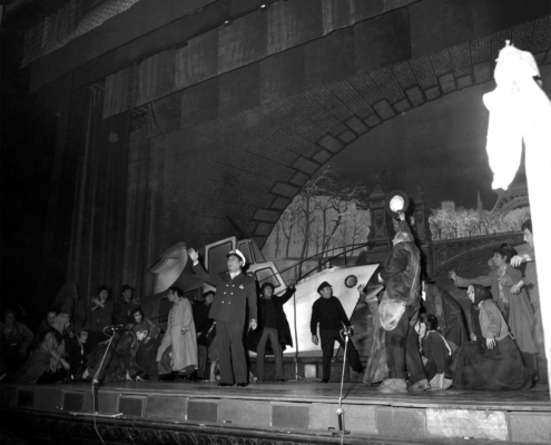 1969.10.30MarchandDeSoleilActe1TinoRossiNum04