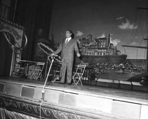 1969.10.30MarchandDeSoleilActe1TinoRossiNum09
