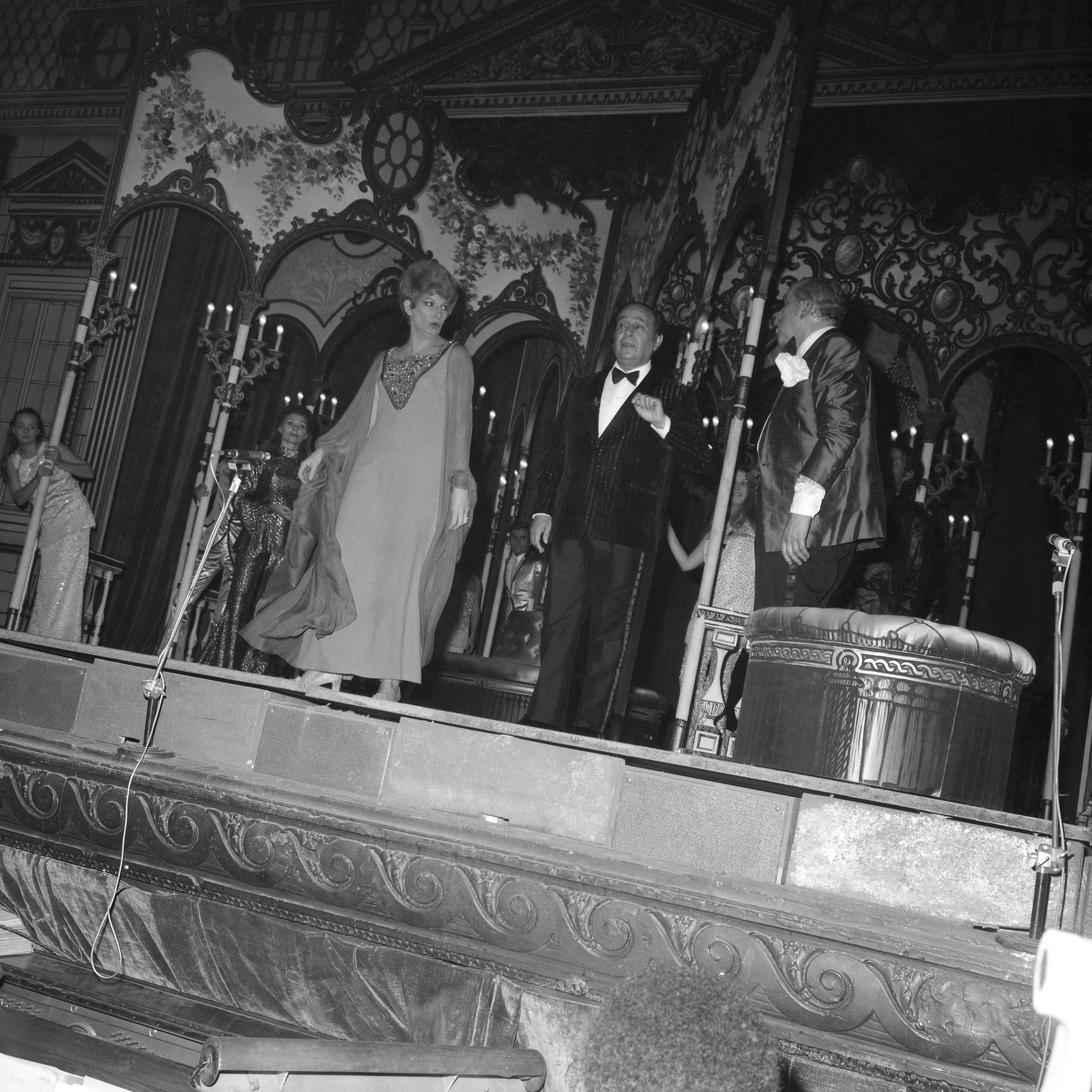 1969.10.30MarchandDeSoleilActe2TinoRossiNum23