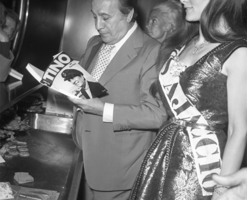 1975.05.24TinoMontparnasse004