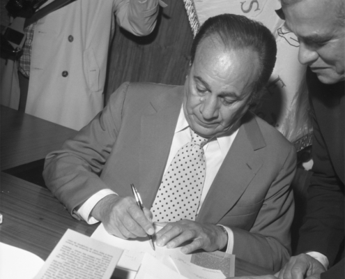 1975.05.24TinoMontparnasse008