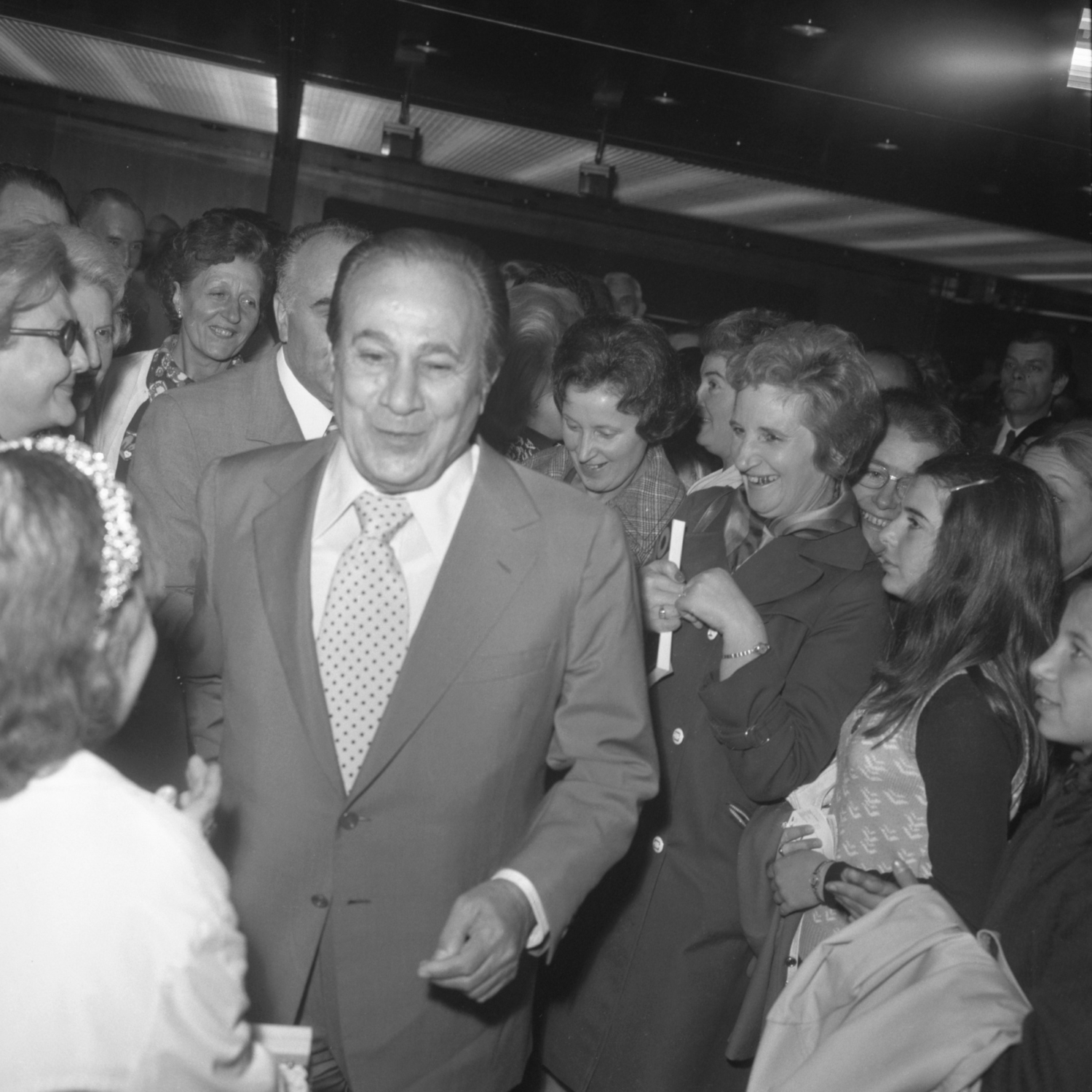 1975.05.24TinoMontparnasse010