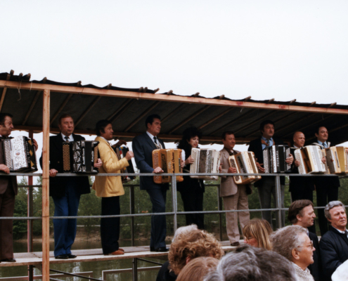 1984.05.22InaugurationSquareTinoRossiS1Num004