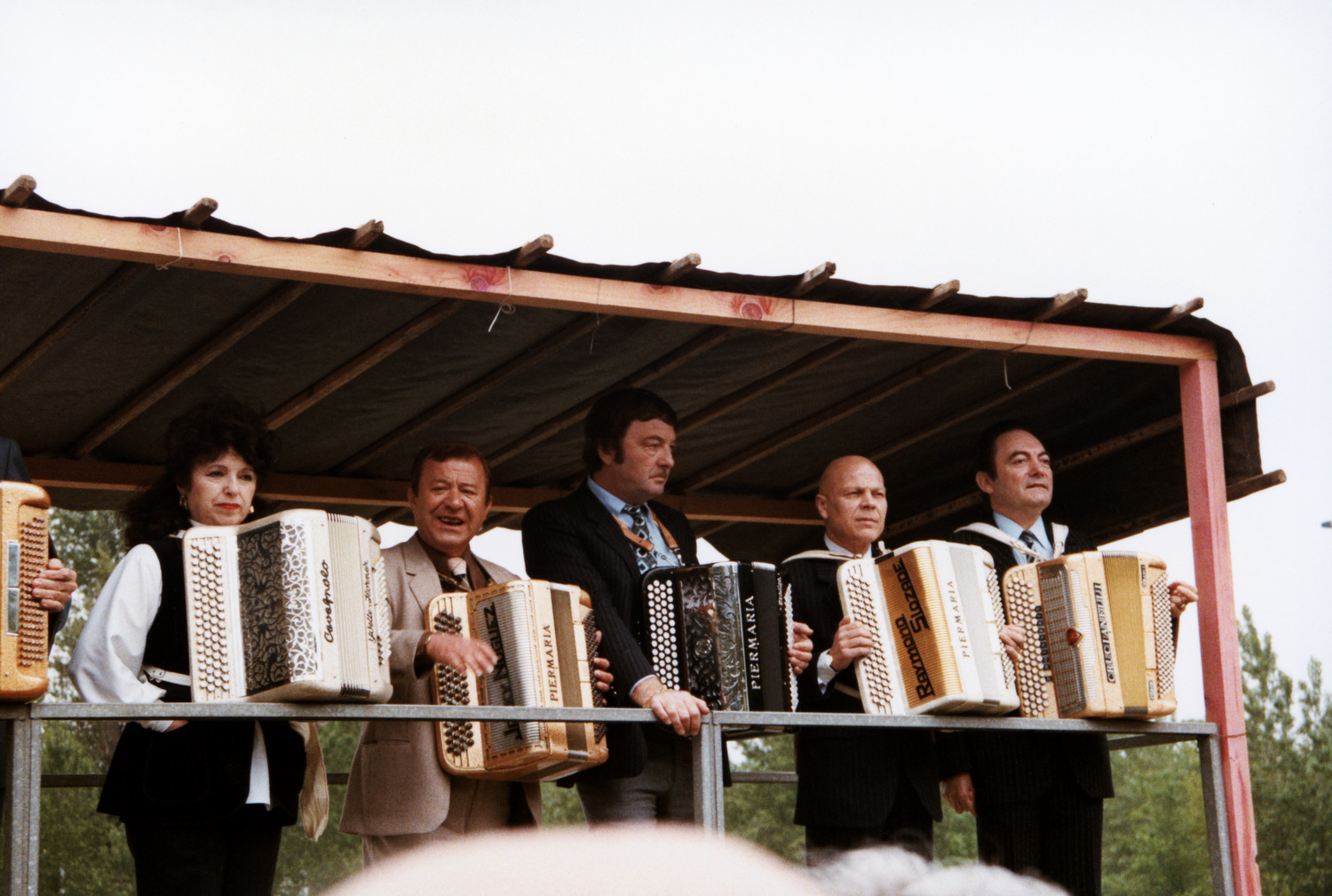 1984.05.22InaugurationSquareTinoRossiS1Num008