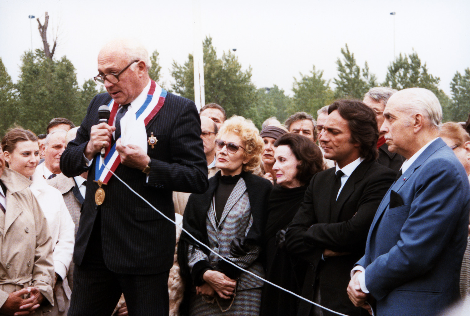 1984.05.22InaugurationSquareTinoRossiS1Num013