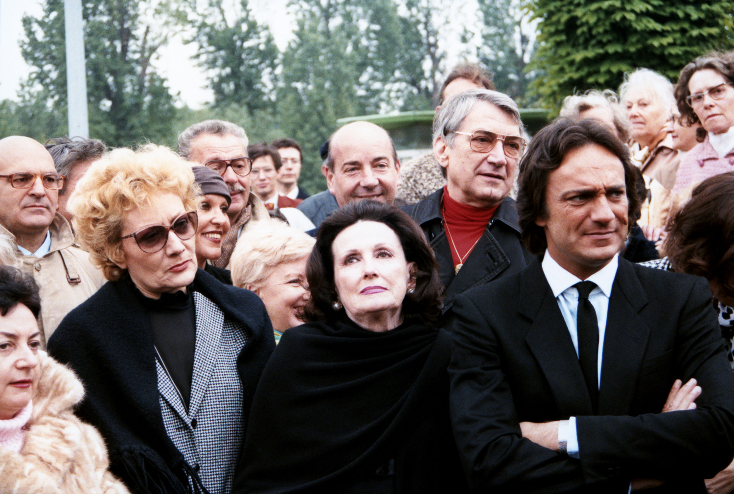 1984.05.22InaugurationSquareTinoRossiS1Num024