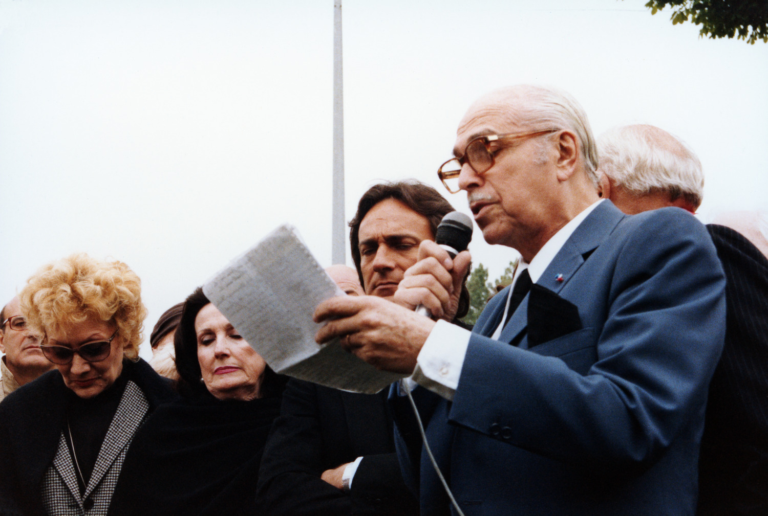 1984.05.22InaugurationSquareTinoRossiS1Num025