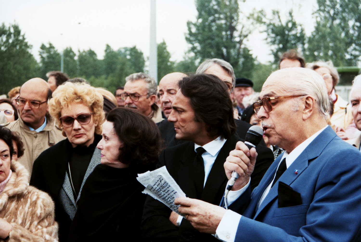 1984.05.22InaugurationSquareTinoRossiS1Num027