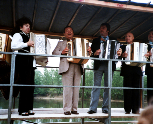 1984.05.22InaugurationSquareTinoRossiS2Num007