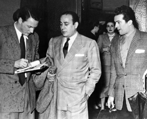 1949.05.07InterviewTinoRossiDansABCdeBruxellesNum002