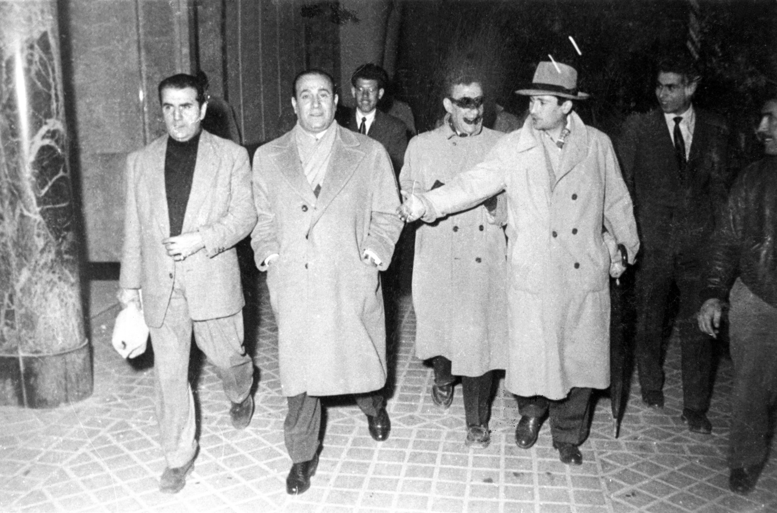 1948.04TinoRossiRuesDeTunis002