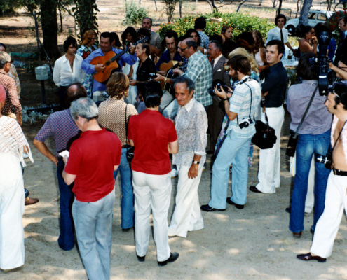 1973.08.14TinoRossiAperitifAuScudoAjaccioNestyFischerNum045