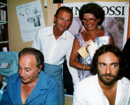 1980.08.12TinoRossiLibrairieHachetteAjaccio19