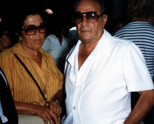 1980.08.15TinoRossiPromenadeAjaccio03