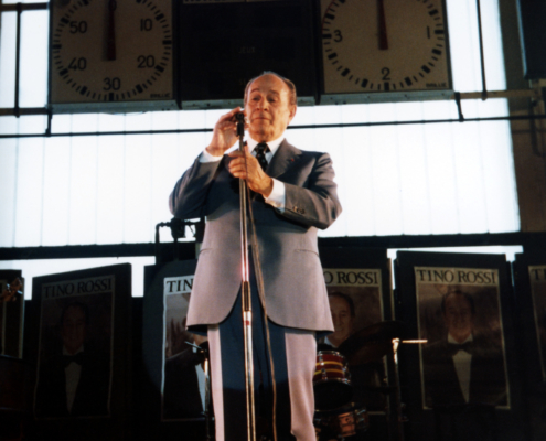 1981.11.08GalaTroyesTinoRossi-01